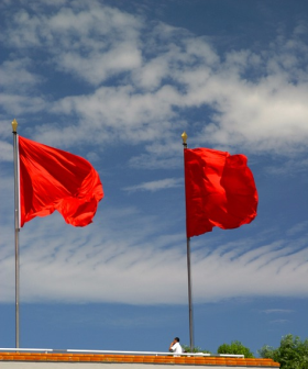 升国旗 Raising Flag